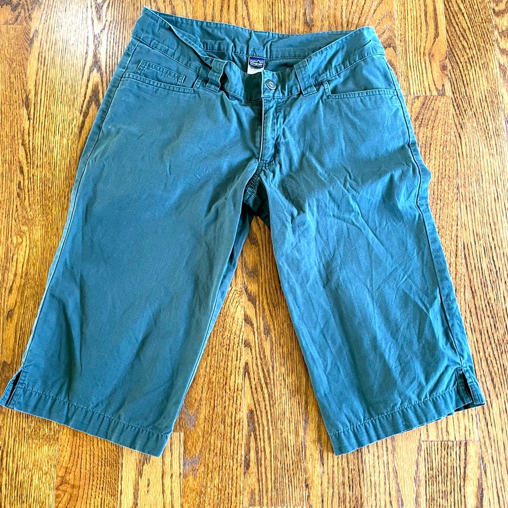 Patagonia long shorts size 6